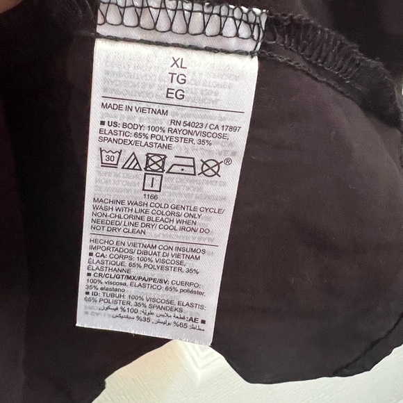 Old Navy Flutter-Sleeve Smocked Peplum Blouse (Black) - Picture 5 of 6